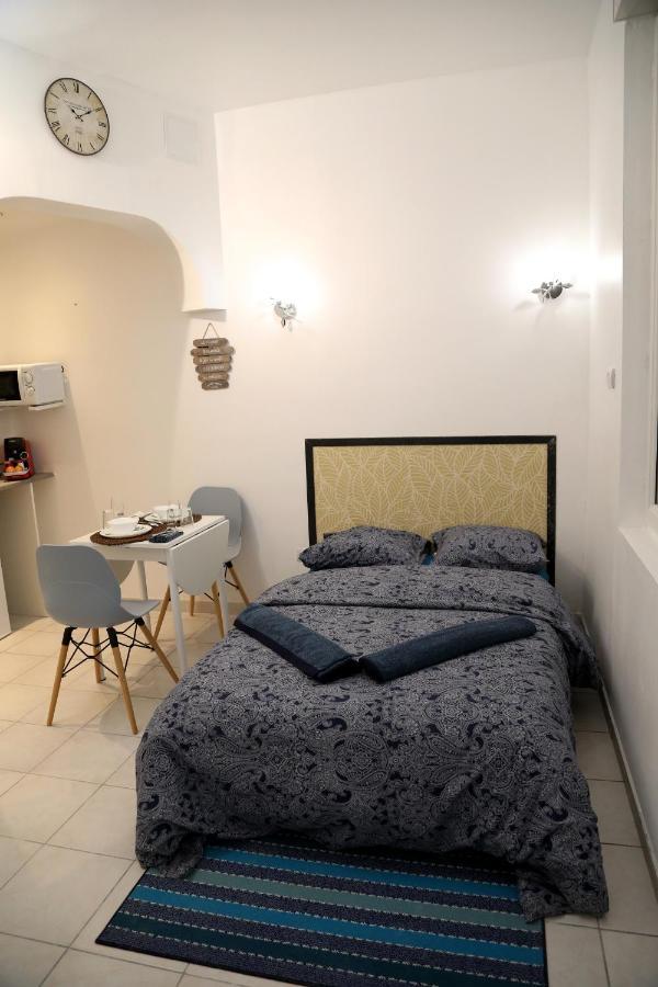 Apartamento Pluton Saint-Quentin  Exterior foto